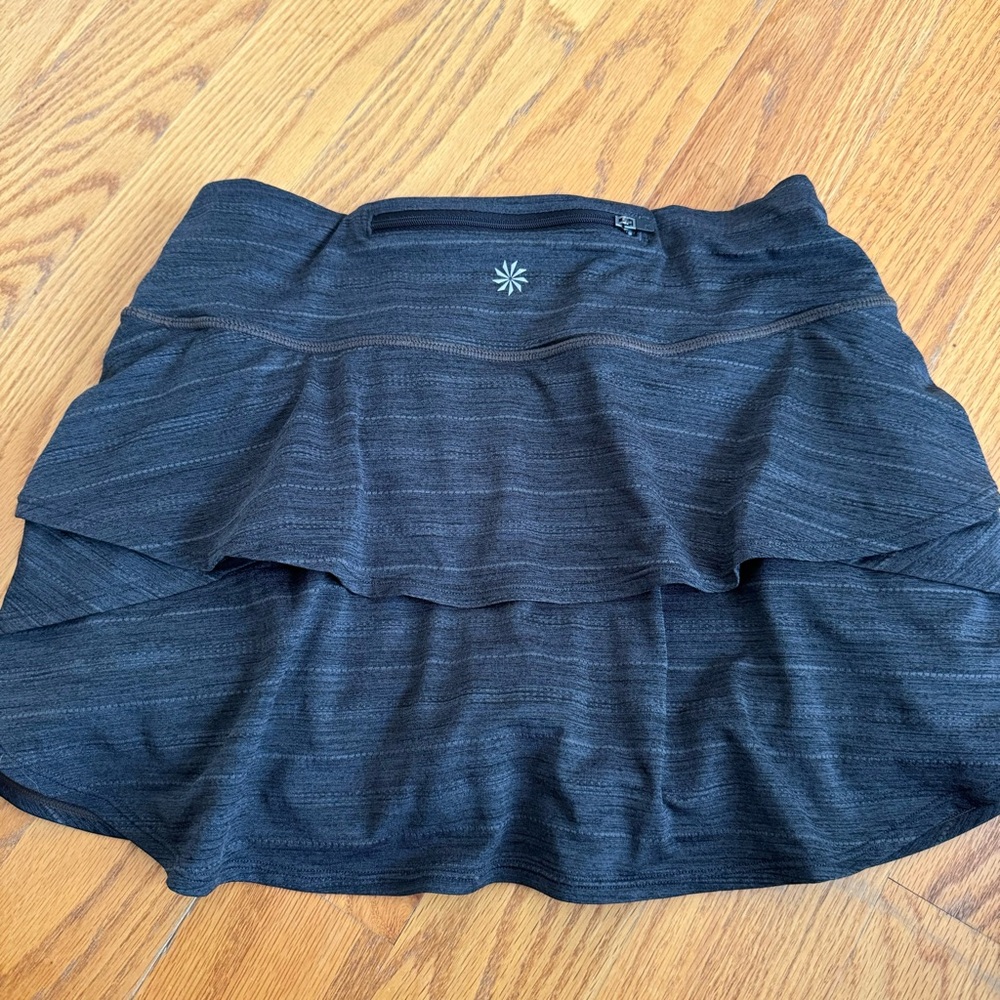 Athleta Womens Swagger Skort Skirt size small gray
